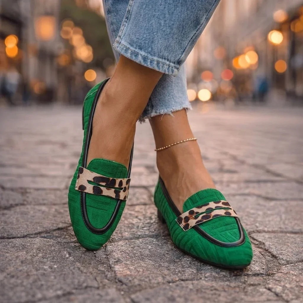 Fiorella Mocasines Fucsia con Estampado Leopardo