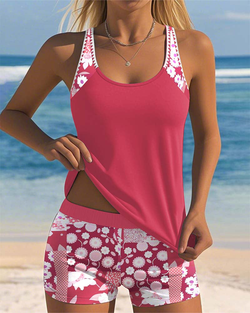 BAHIA | CONJUNTO DE BAÑO FLORAL CON SHORT