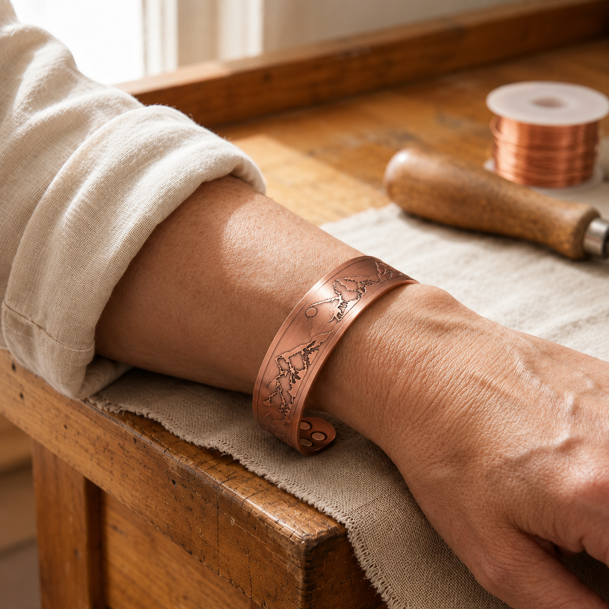 Pulsera de Cobre Lobo Aullador