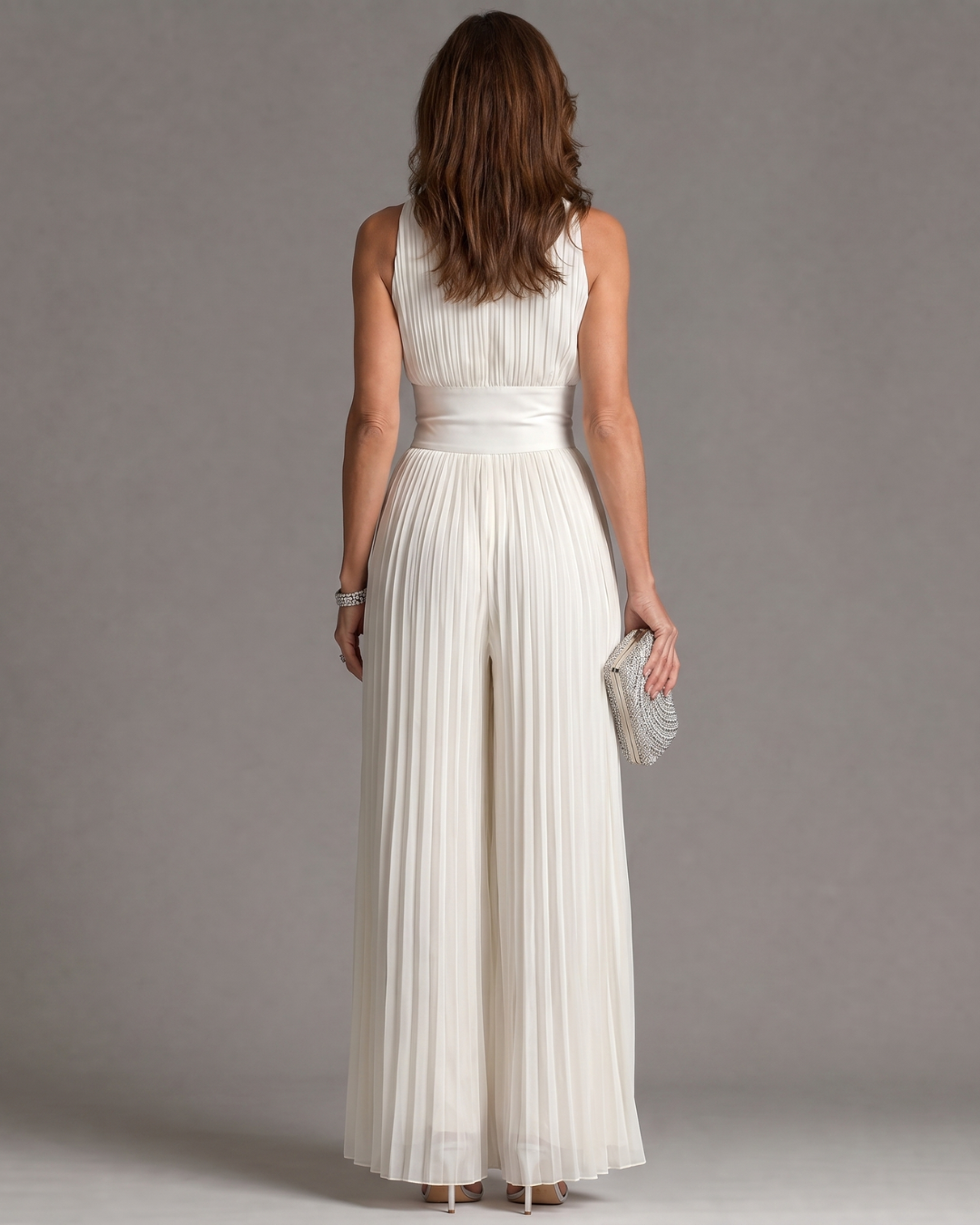 SHOPIA | MONO DE CUELLO HALTER Y PIERNA ANCHA