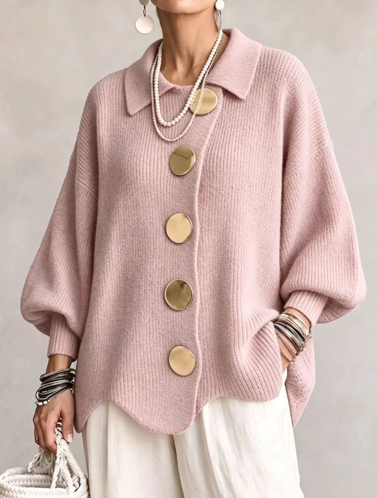 Isadora | Cárdigan Oversize con Cuello y Grandes Botones Metálicos