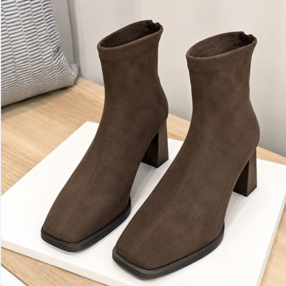 Madeleine™ | Botines de Ante Elegance