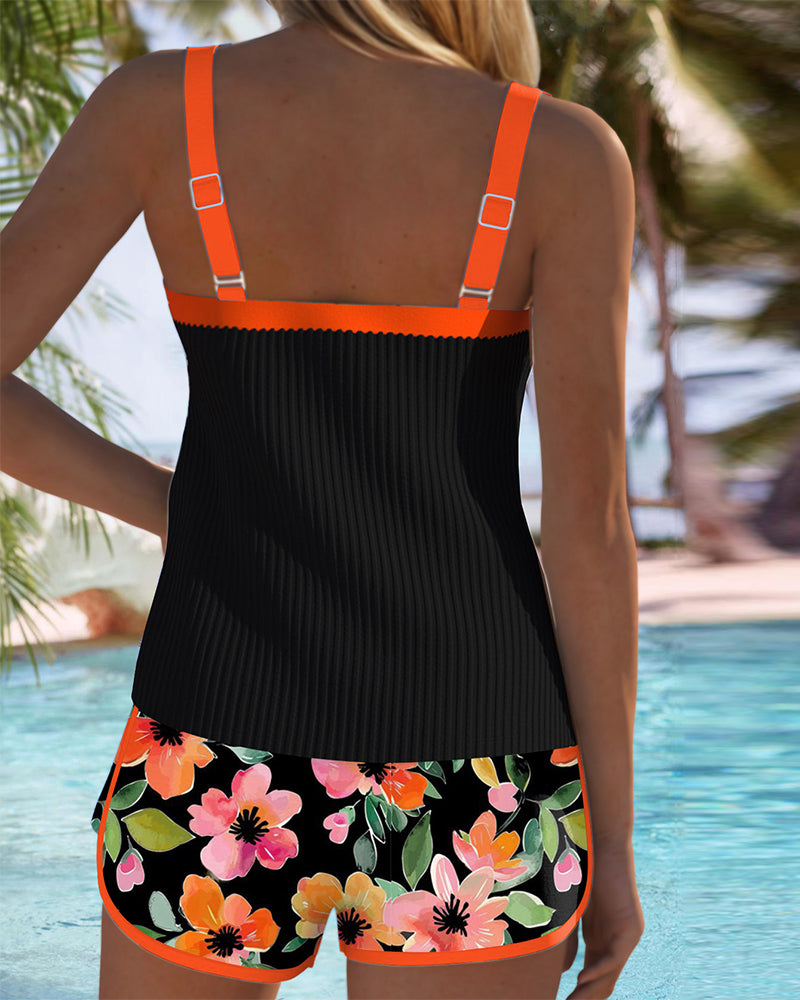 CALETA | TANKINI ELEGANTE CON SHORT FLORAL