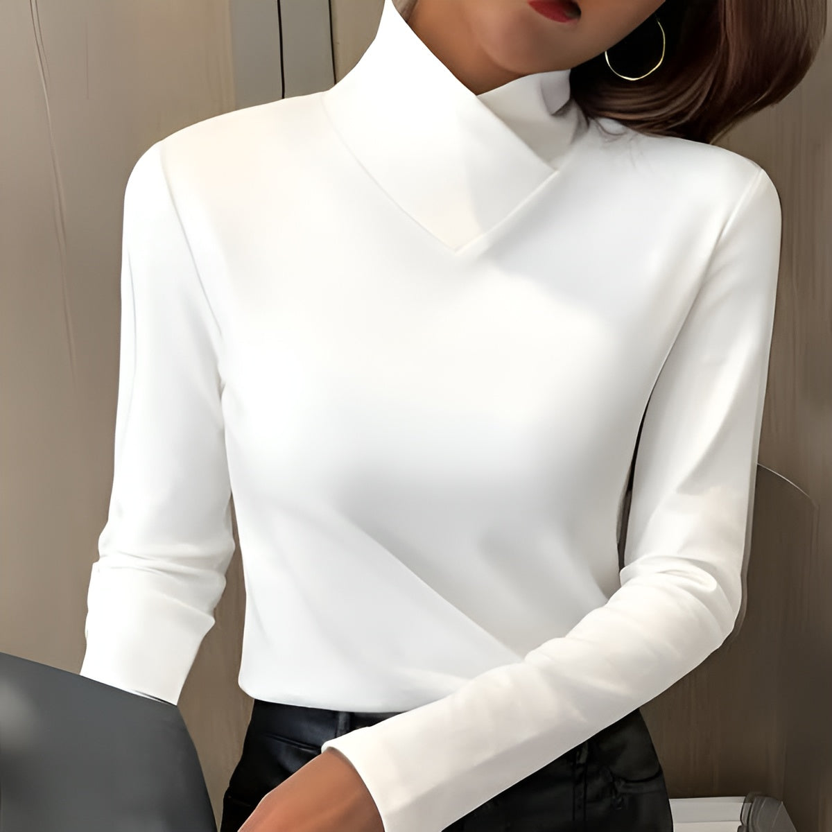 Corinna | Elegante Top de Cuello Alto