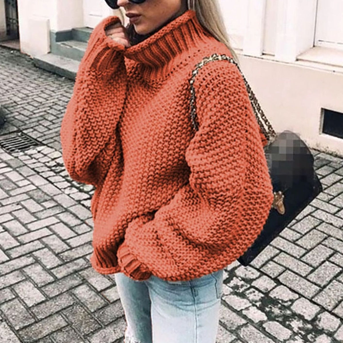 Beatrix | Suéter Oversized de Cuello Alto y Textura Gruesa